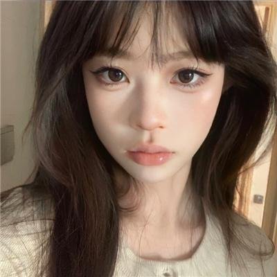 远看是蔚蓝的春天